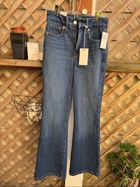 Good American Wide-Leg Mid-Rise Jeans in Blue Wash. Size 25 Bootcut Cropped NWT